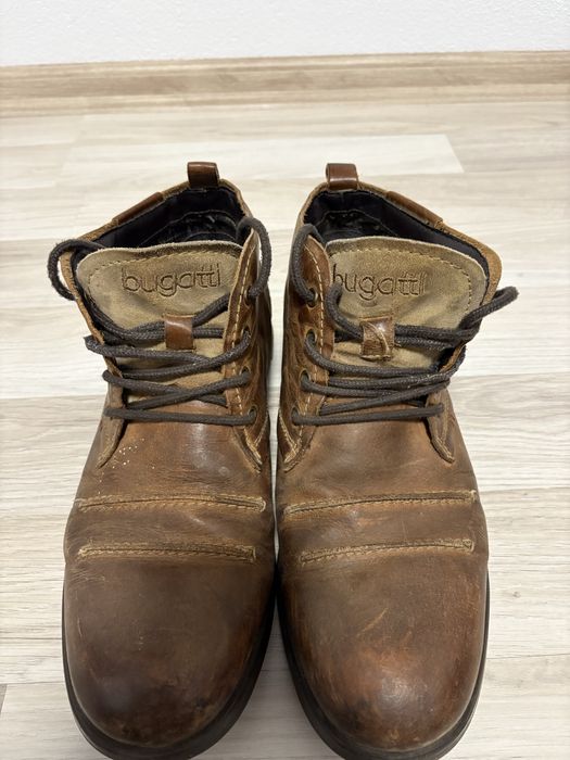 Мъжки боти Bugatti