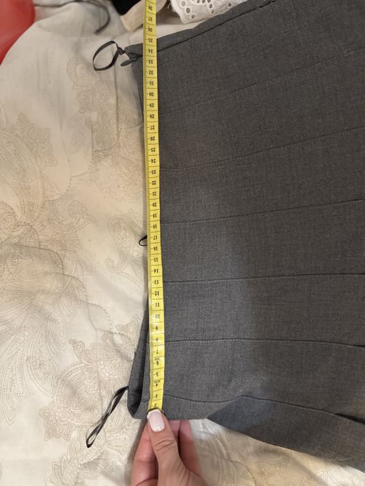 Дамска пола на Zara Guess