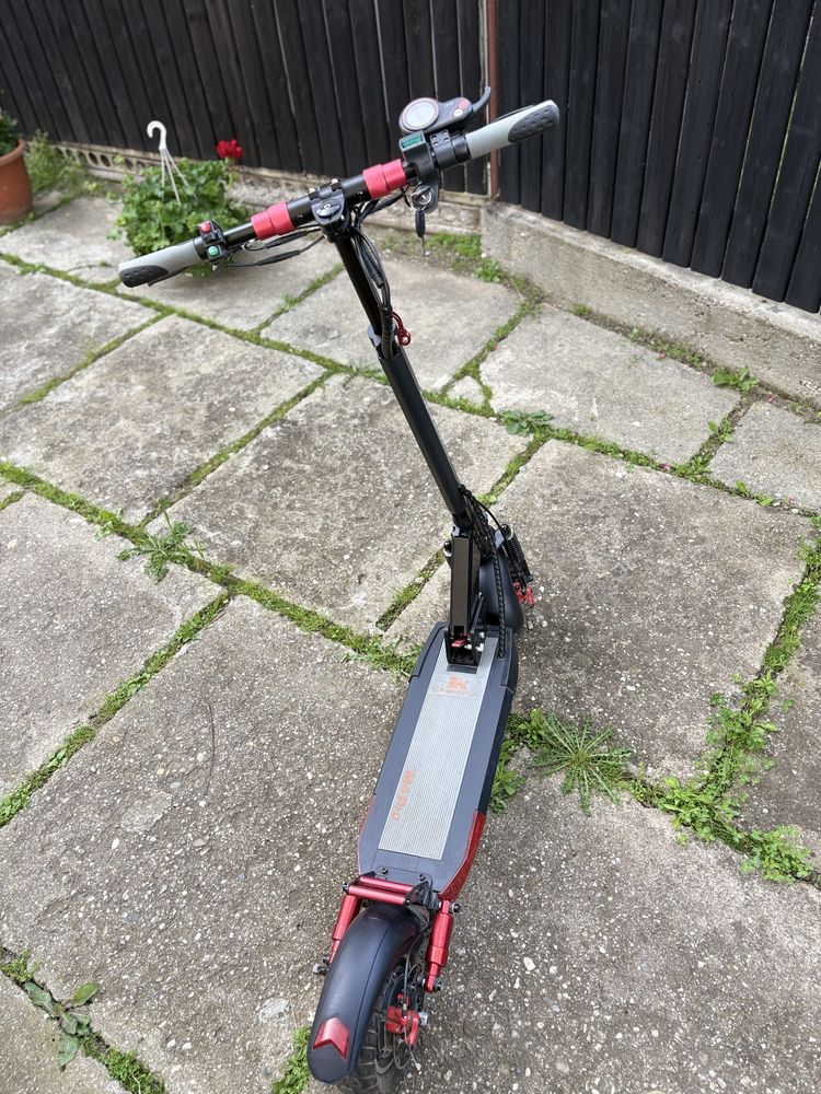 De vanzare trotineta Kugoo Kirin M4 Pro