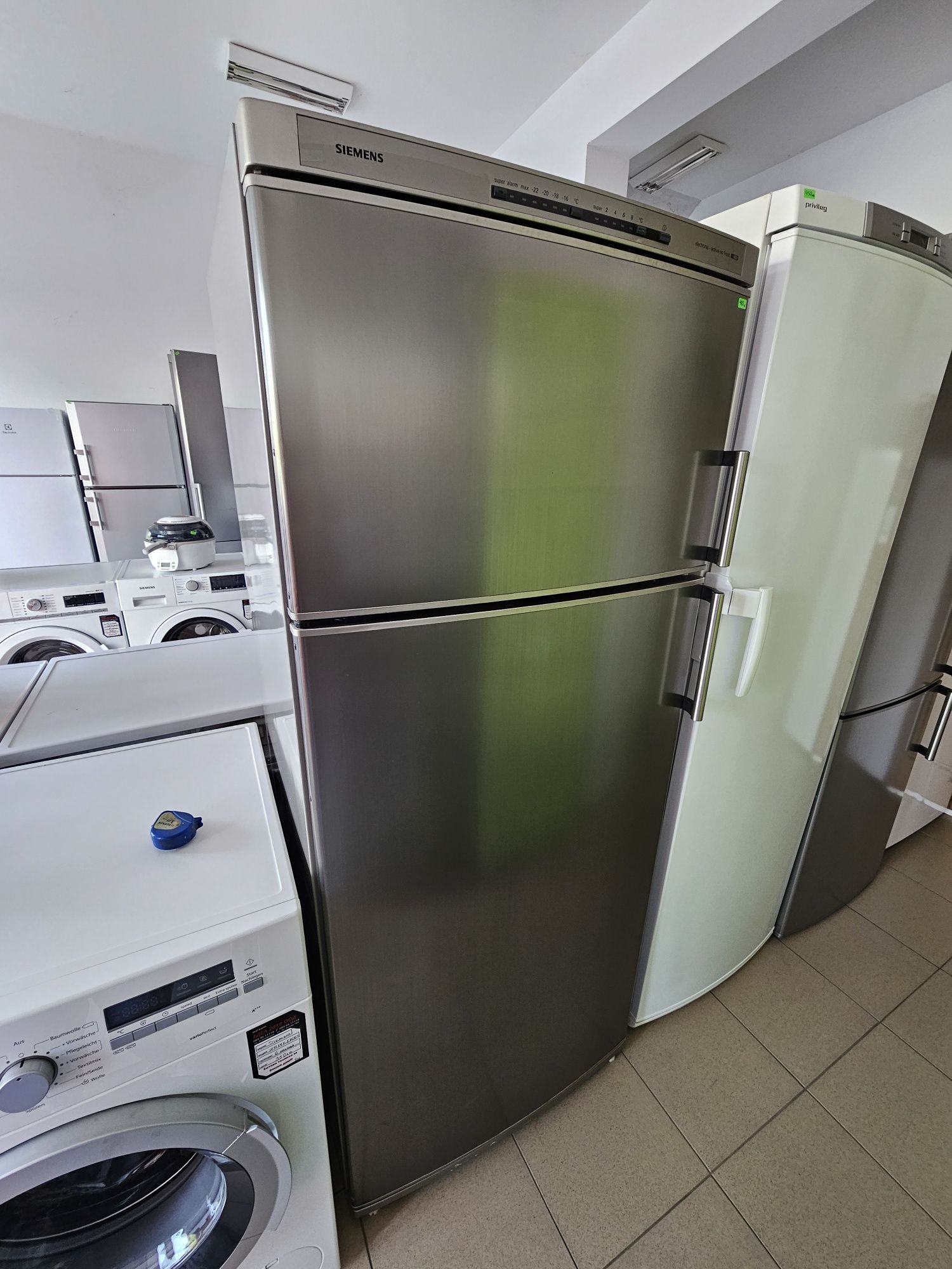 Хладилник с фризер Siemens