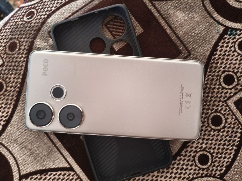 Poco f6 продам хорошом состояни