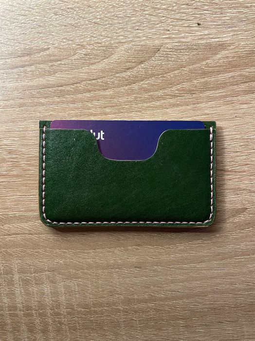 Card holder din piele naturală lucrat manual