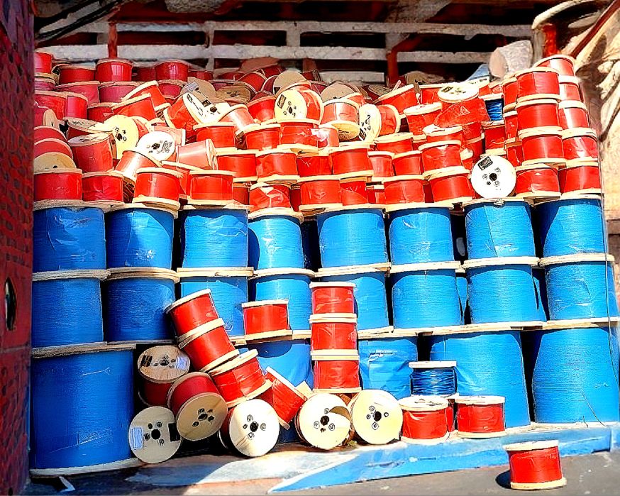 Tros (stalnoy kanat) / Стальной трос (канат)