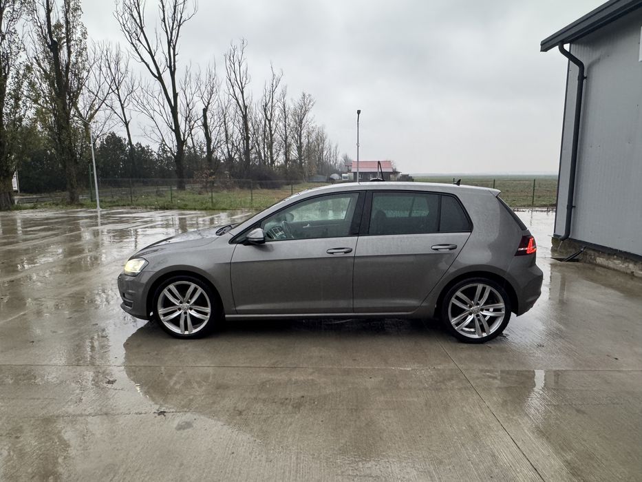 VW Golf 2014 Automat/bi xenon/navigatie/scaune incalzite/alcantara