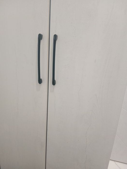 Продам шкаф в прихожую