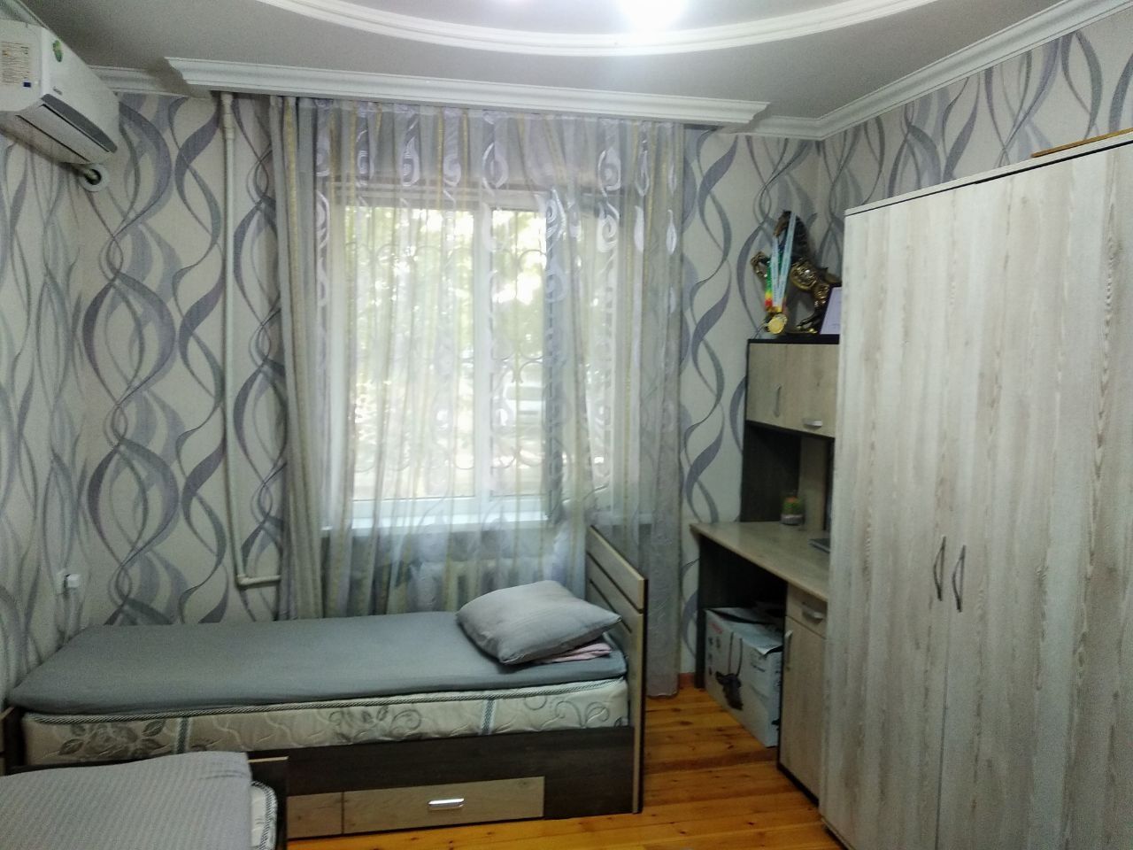 Продам 4 ком.квартиру  на Сергели-1