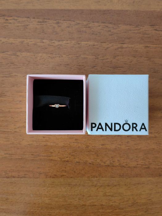 Дамски пръстен Pandora