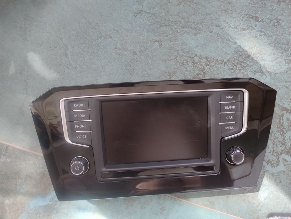 Display 6.5" si rama adaptoare Volkswagen Passat b8