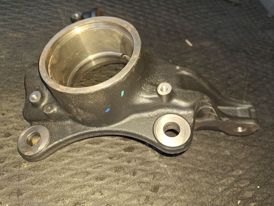 Fuzeta dreapta VW T6