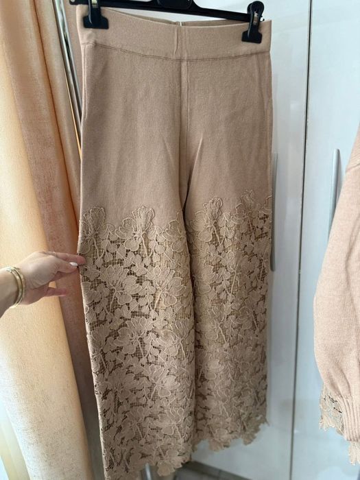 Комплект цвят капучино акцент дантела