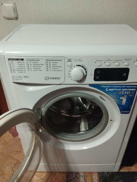 Продам машинку автомат на запчасти