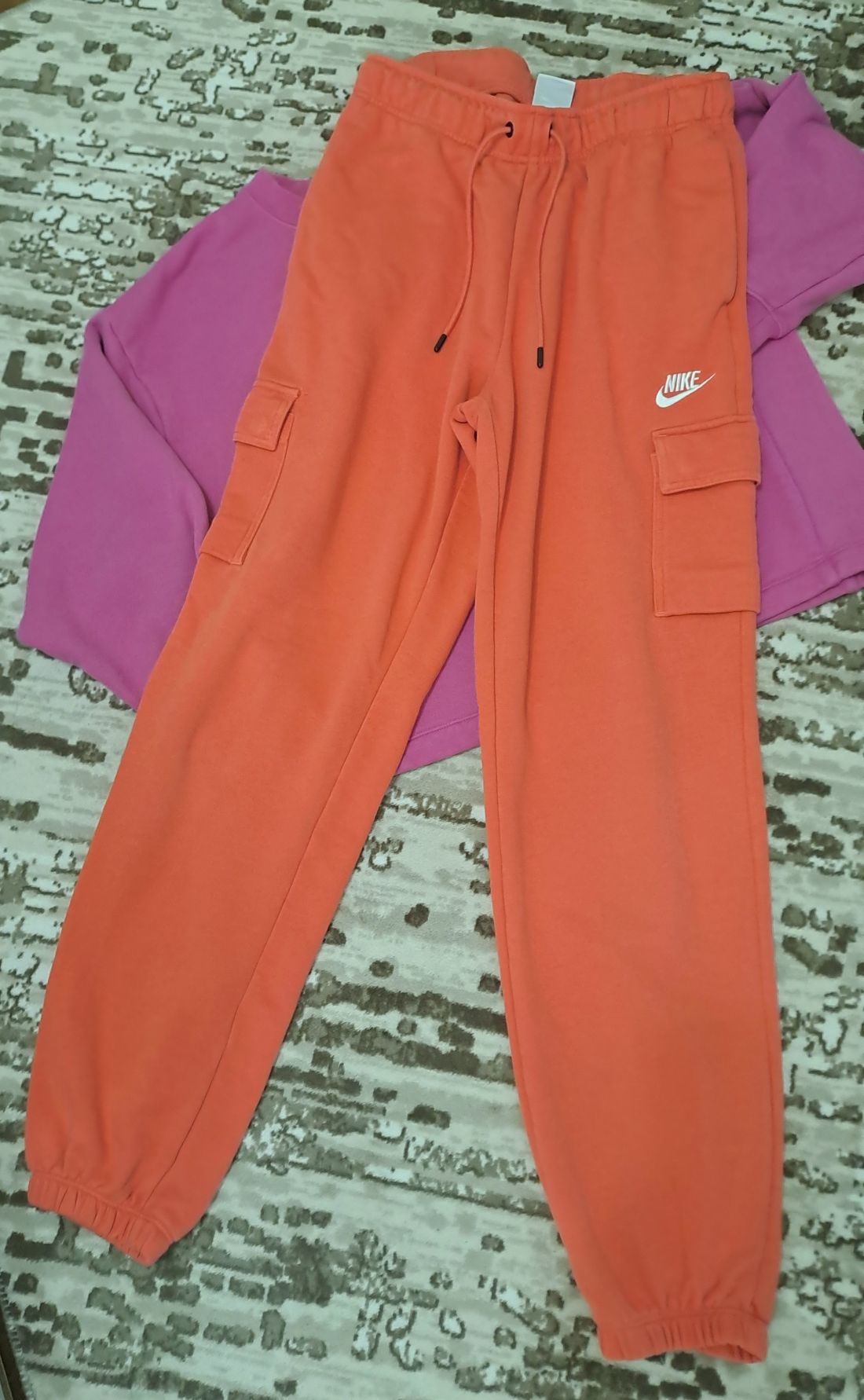 Оригинални екипи на Nike xs/s размер