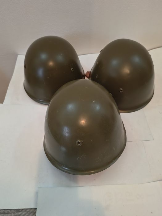 Casca militară, armata