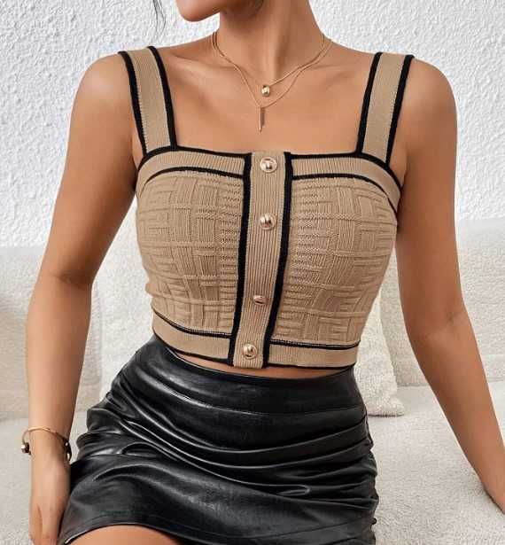 Плетени бюстиета с копчета