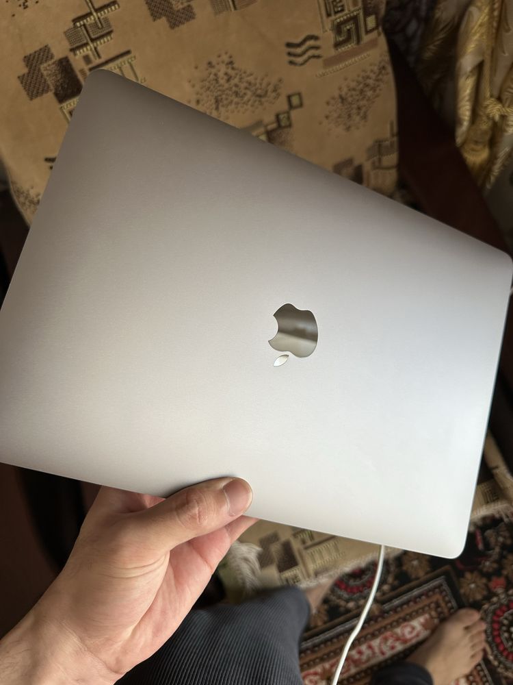Macbook Air M1 Full box Как новый