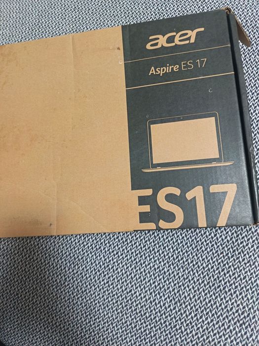 Лаптоп Acer ES17