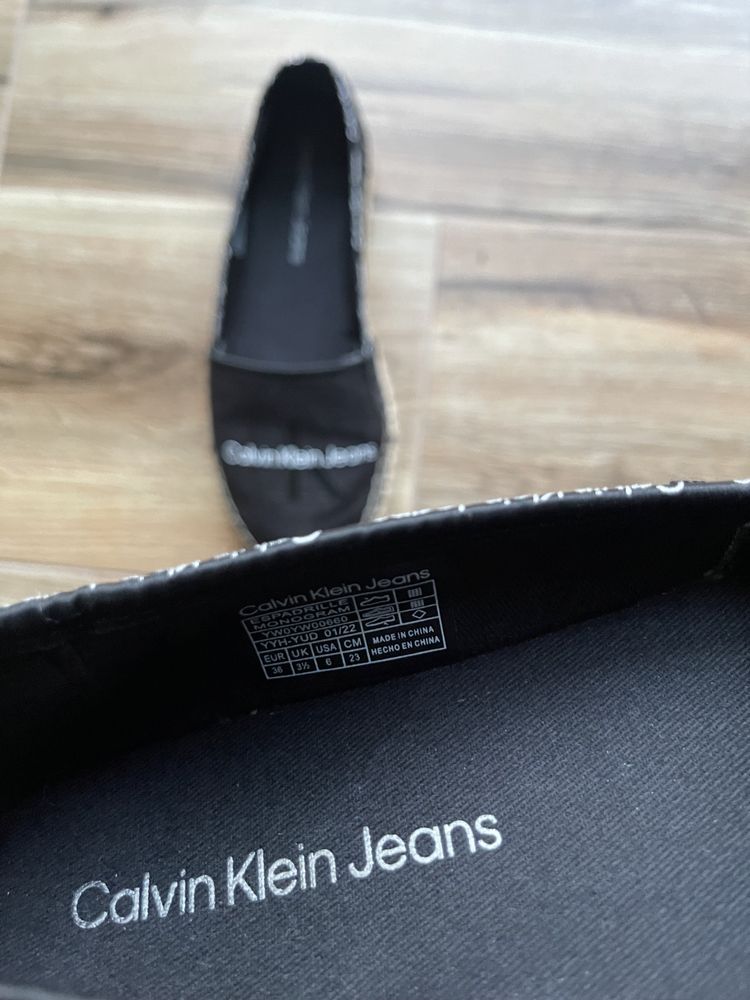 Calvin Klein Jeans еспадрили 36 номер