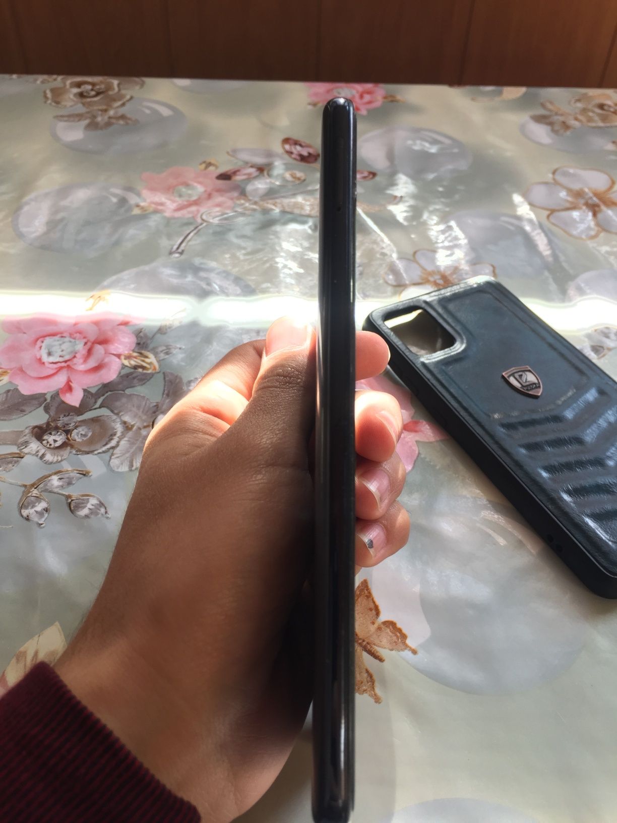 Samsung A51 сотилади