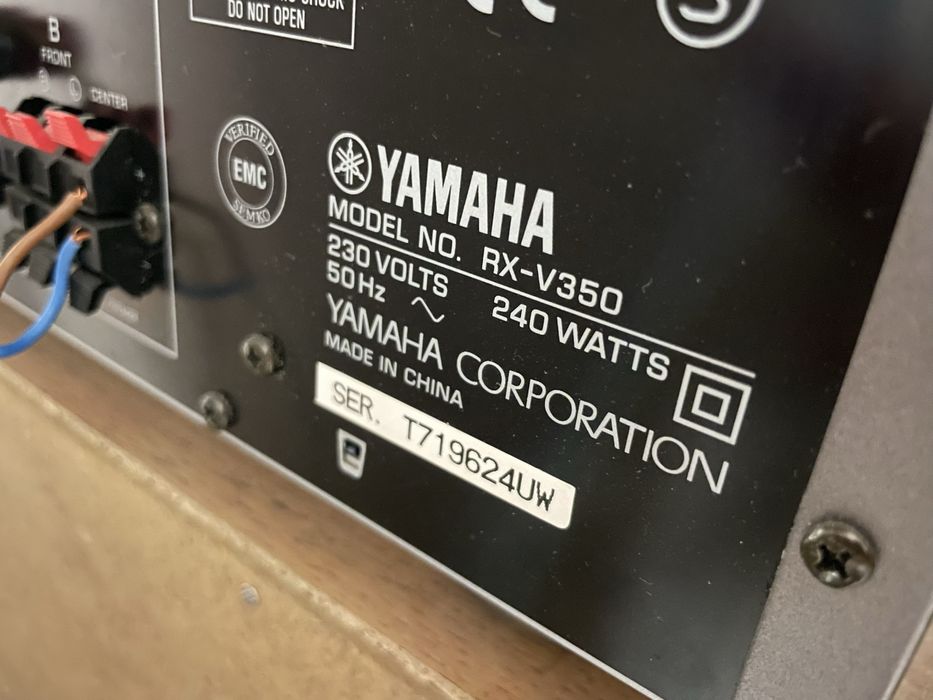 Yamaha RX-V350 5.1 receiver
