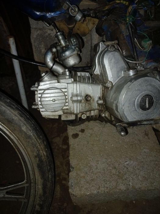 Vând sau schimb cu scuter