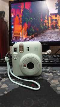 Фотоаппарат Instax mini 12