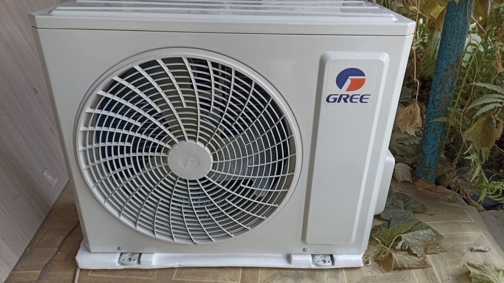 Кондиционер Gree Bora 12 (GWH12AABXB-K3NNA1B)