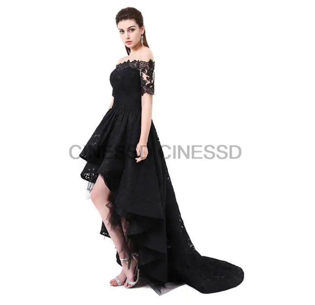 Елегантна и ефектна черна дълга, къса рокля с дантела