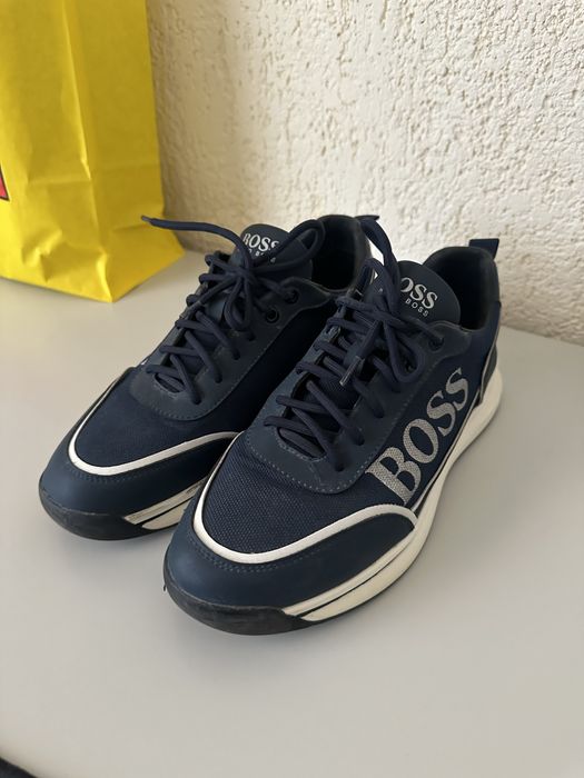 кроссовки hugo boss