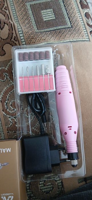 Машинка для маникюра