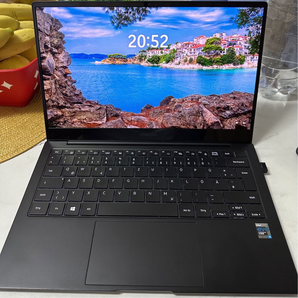 Samsung galaxy book pro NP935XDB