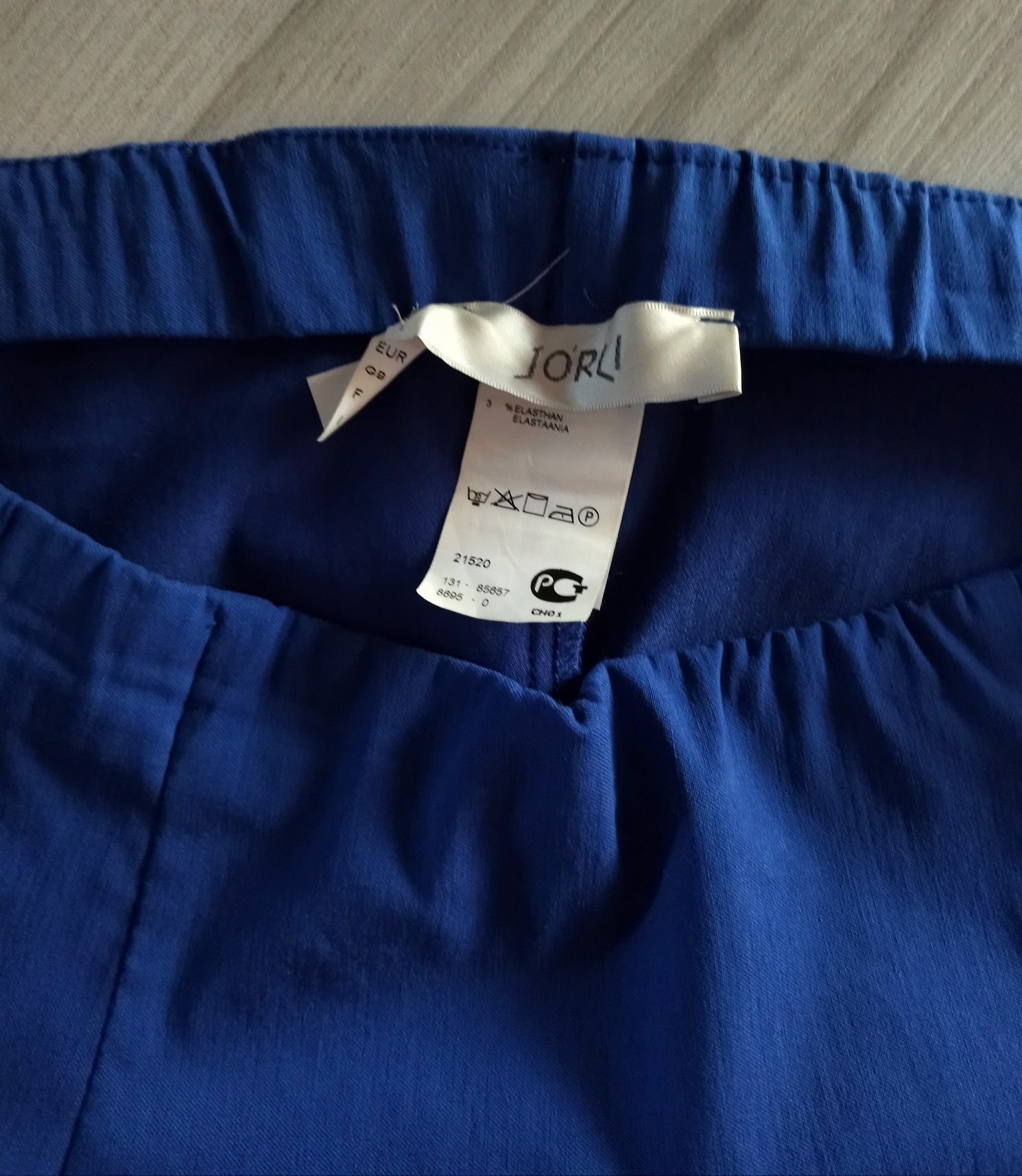 Красива синя дълга еластична пола - размер EUR 42-44