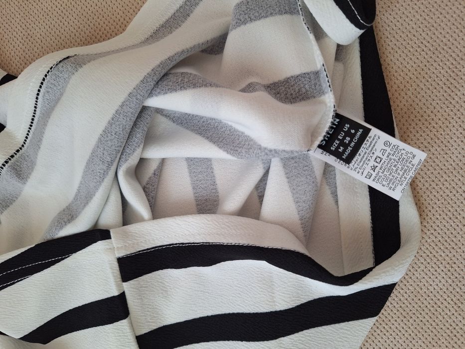 Bluza în dungi, măsura 38