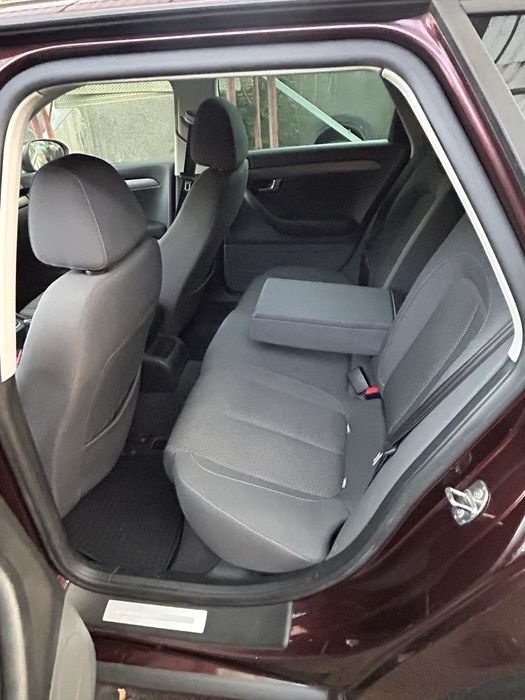 Audi A4 Seat Exeo 2010 1.6 L benzina 102 cp euro 5 impecabil vari +/-