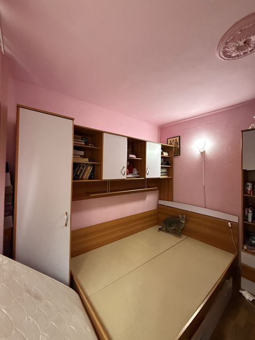 Dormitor - pat + sifonier + soldat + birou