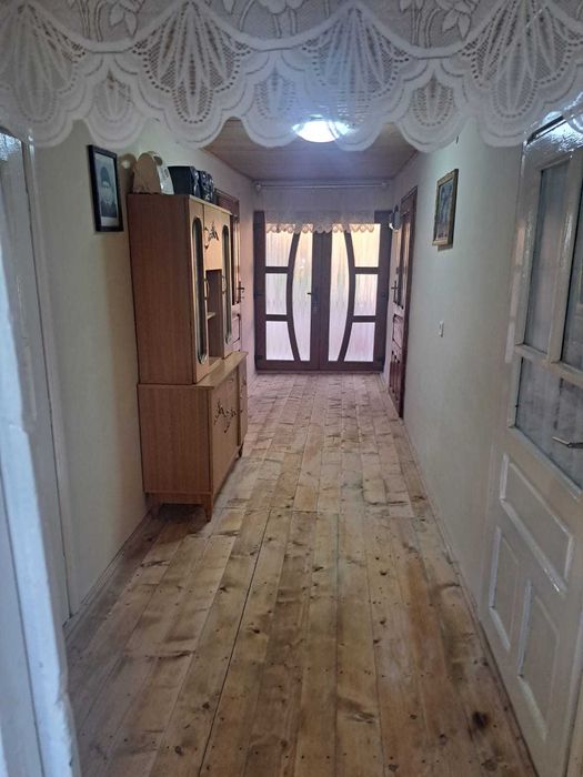 Vând casa în  sat Giurgesti,com.Vulturesti, jud.Suceava