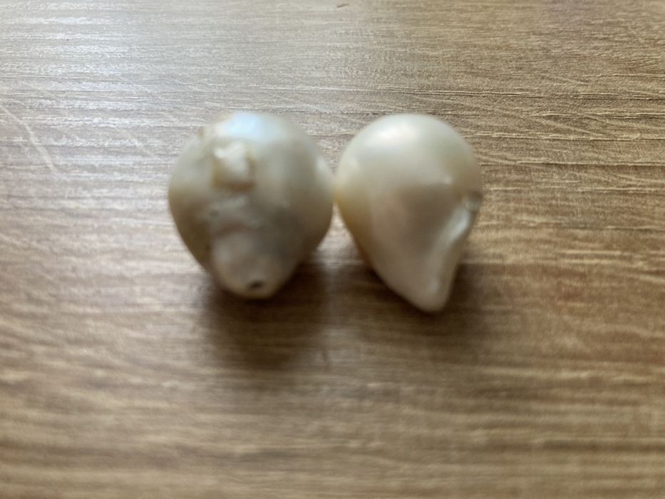 2 perle naturale Baroc 24 mm