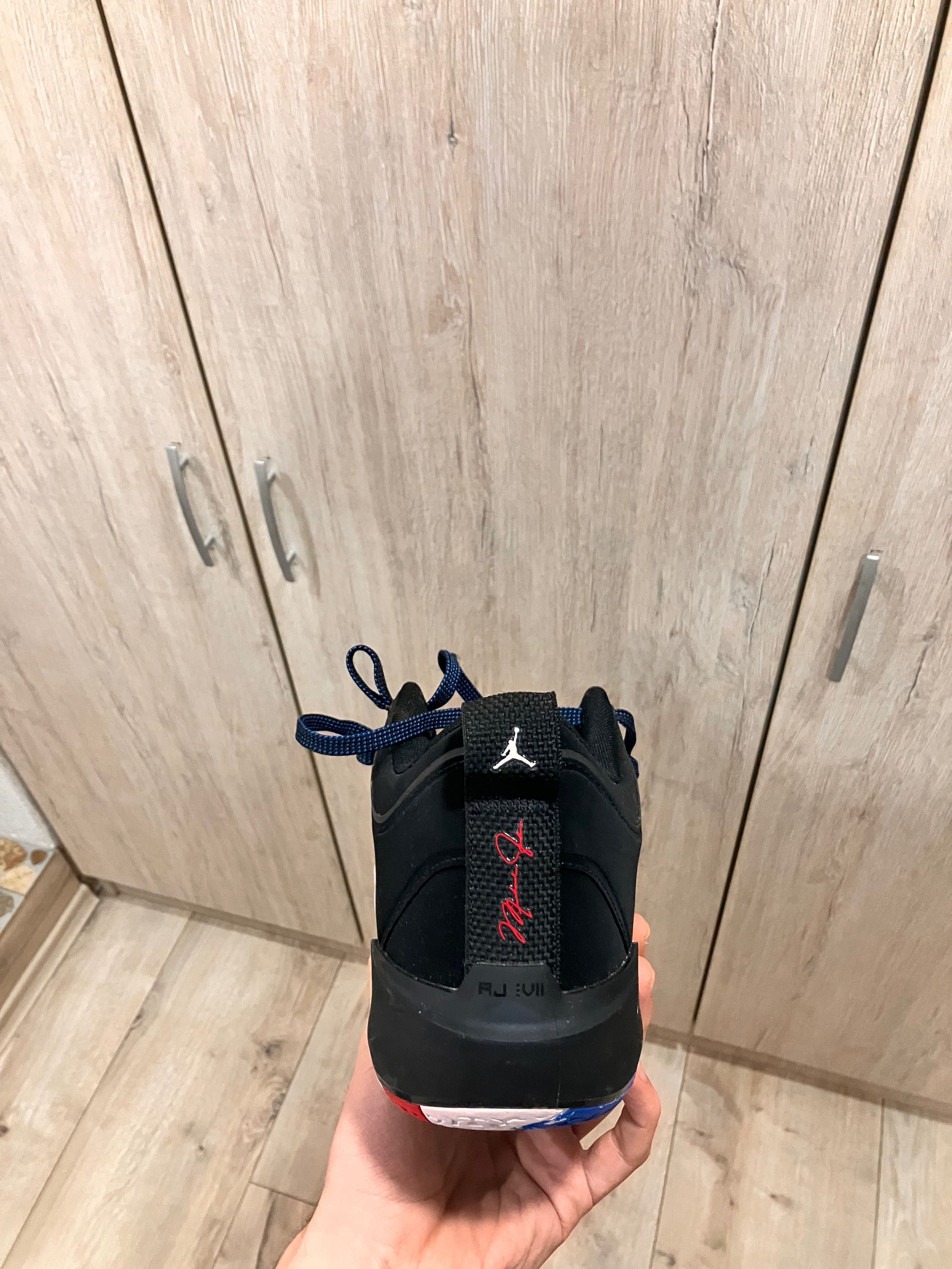Баскетболни обувки Jordan 37 low