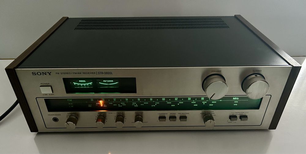 Amplificator Sony str 3800L Are un canal defect