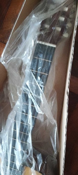 Китара акустична