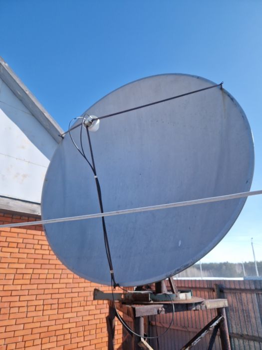 Спутниковая антенна.