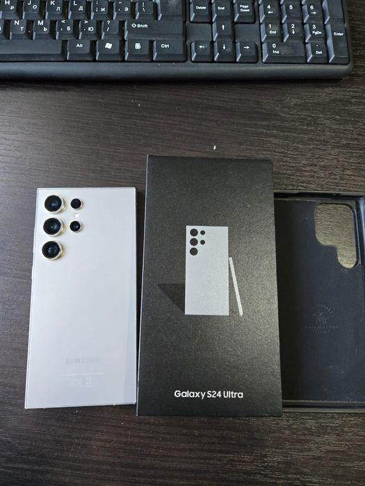 Samsung S24 ultra 256 gb