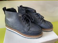 Боти Зара ботуши Zara маратонки 35 номер