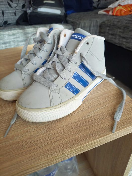 Маратонки Адидас