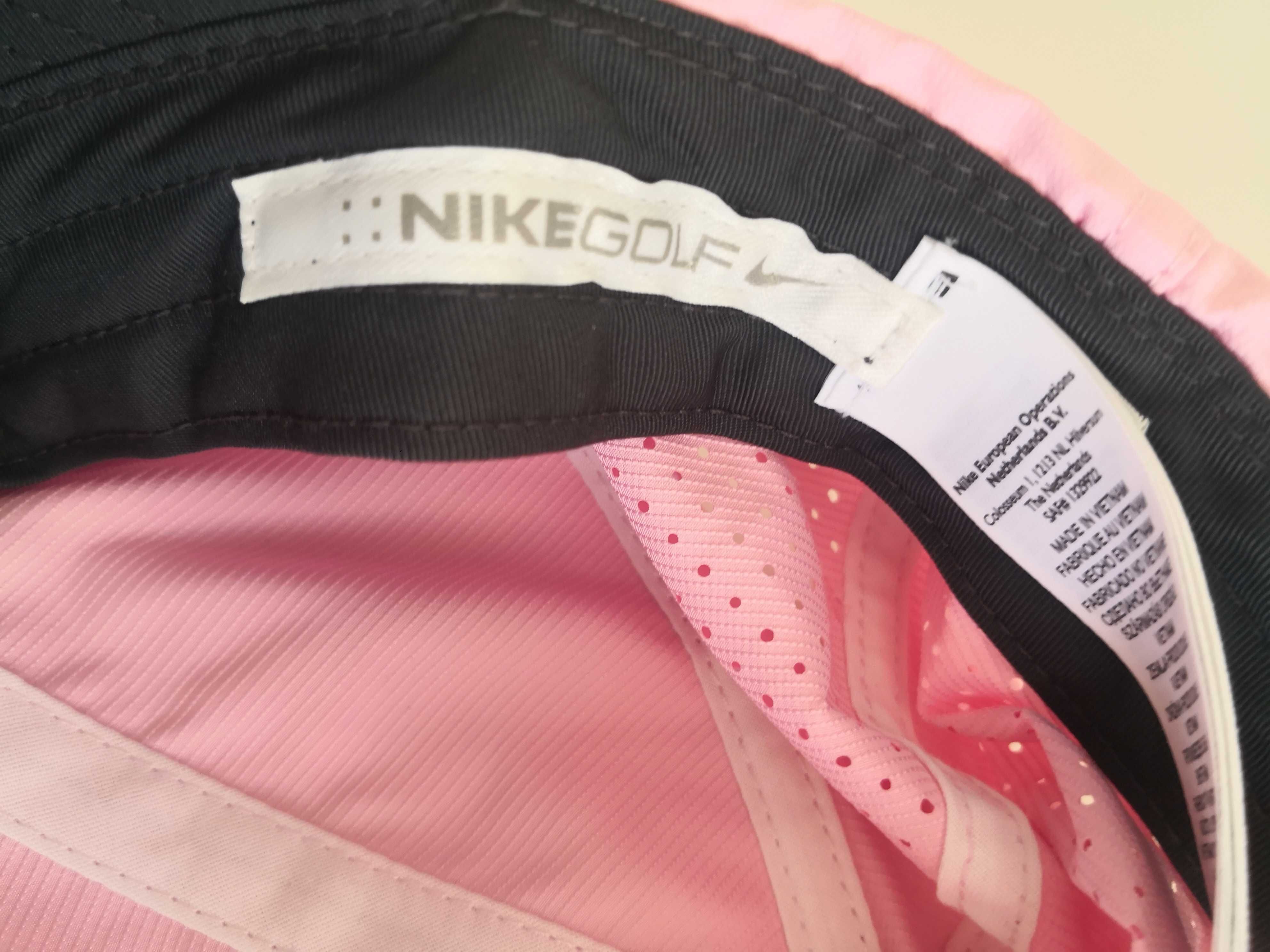 Nike дамска лятна шапка.