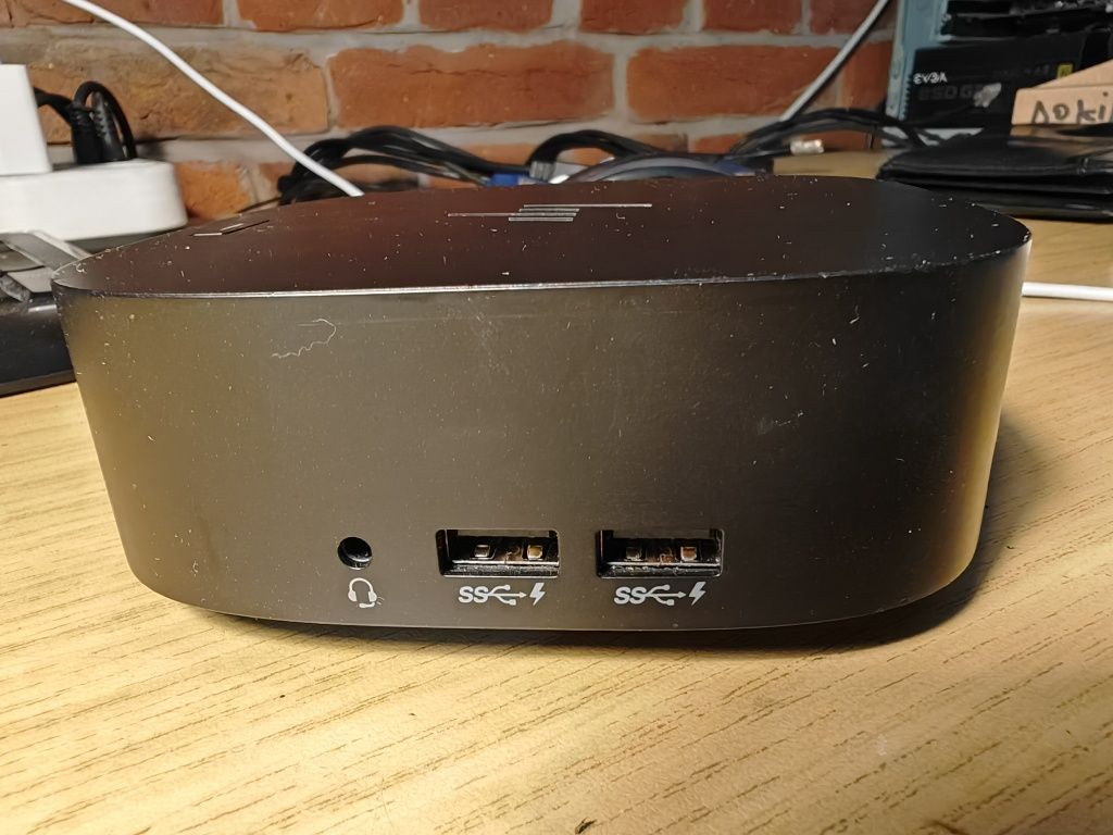 Vând docking HP USB-C/A Universal Dock G2