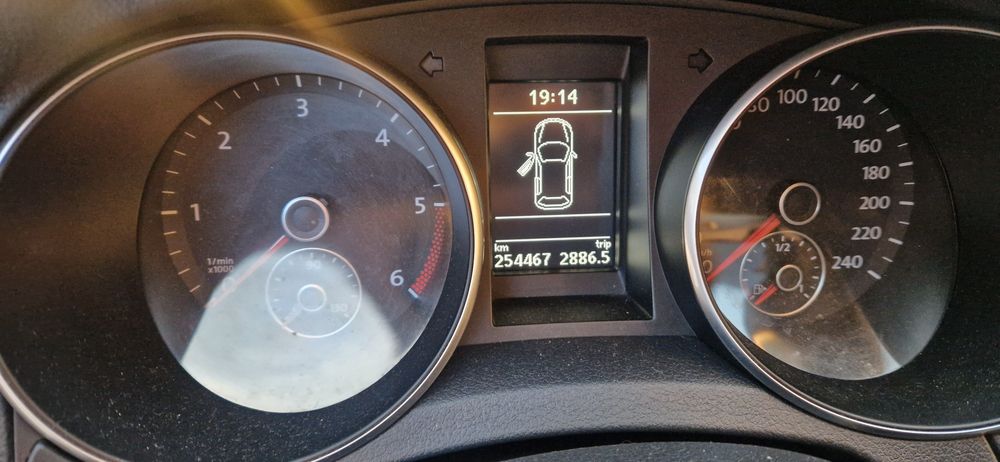 Golf 6 1.6 TDI 2010 Automat