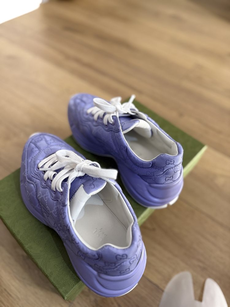 Adidasi Gucci sneakers