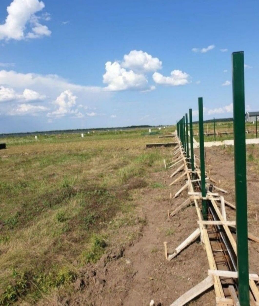 Construim gardurii si împrejmuim terenuri