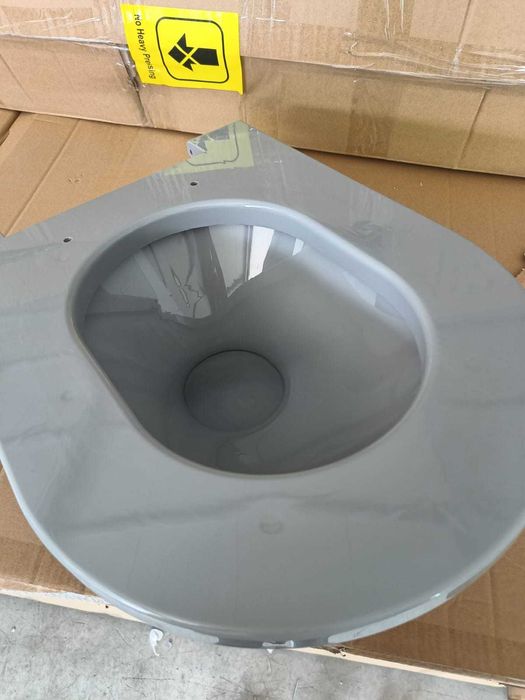 Toalete WC ecologice vidanjabile cu mecanism spalare vas si lavoar
