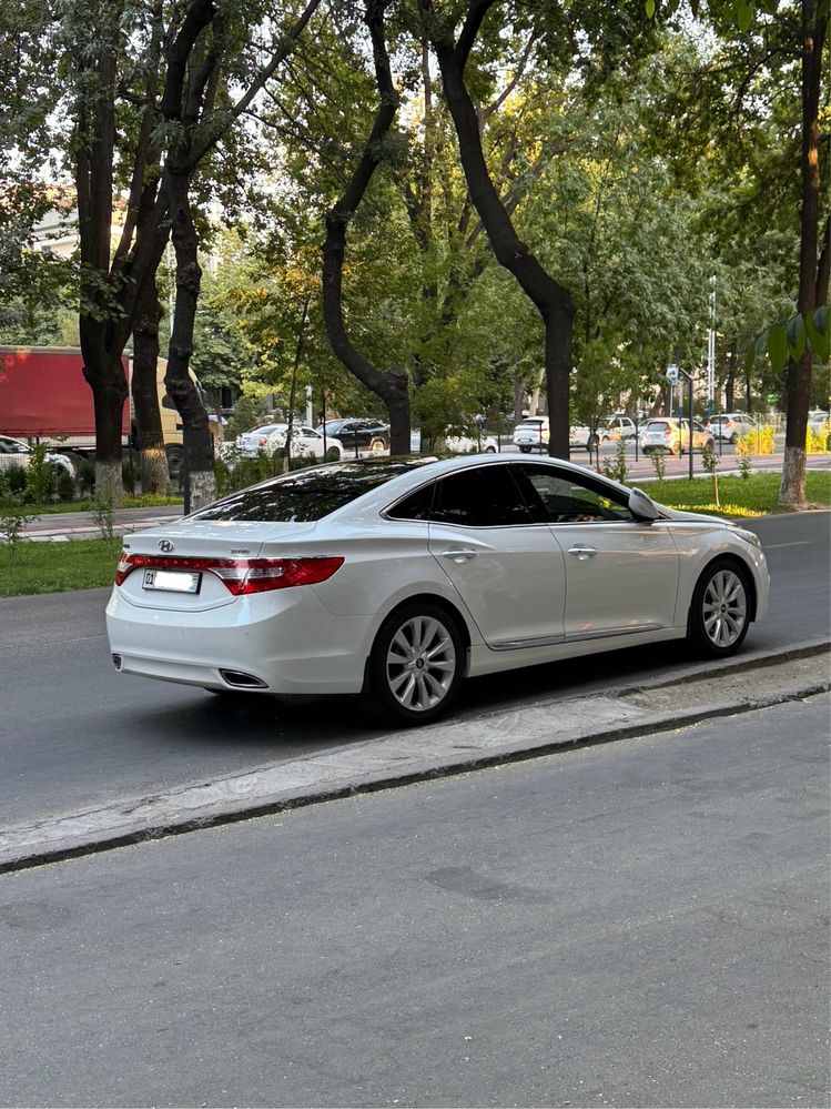 Hundai Azera zorholata